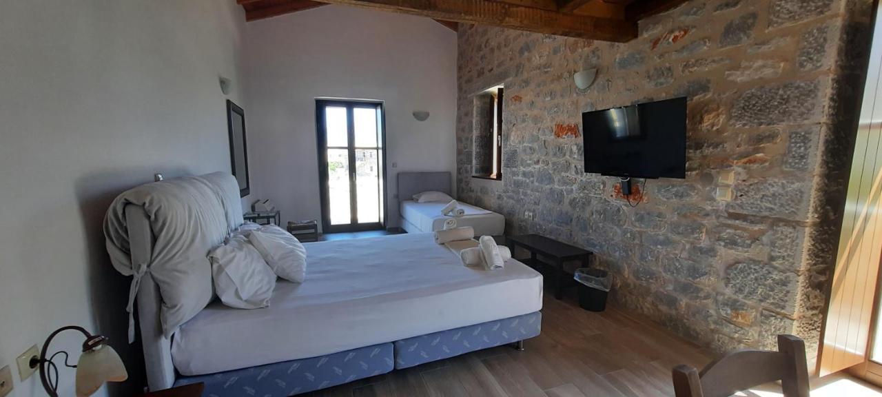 Koukouri Suites Areopoli Luaran gambar