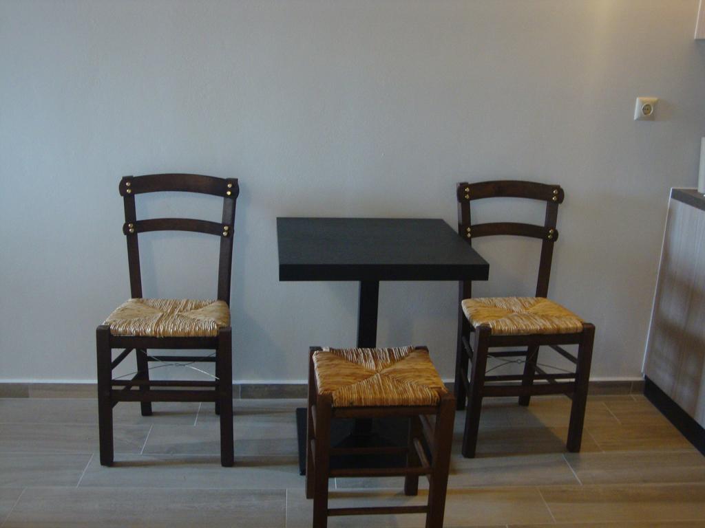 Koukouri Suites Areopoli Bilik gambar