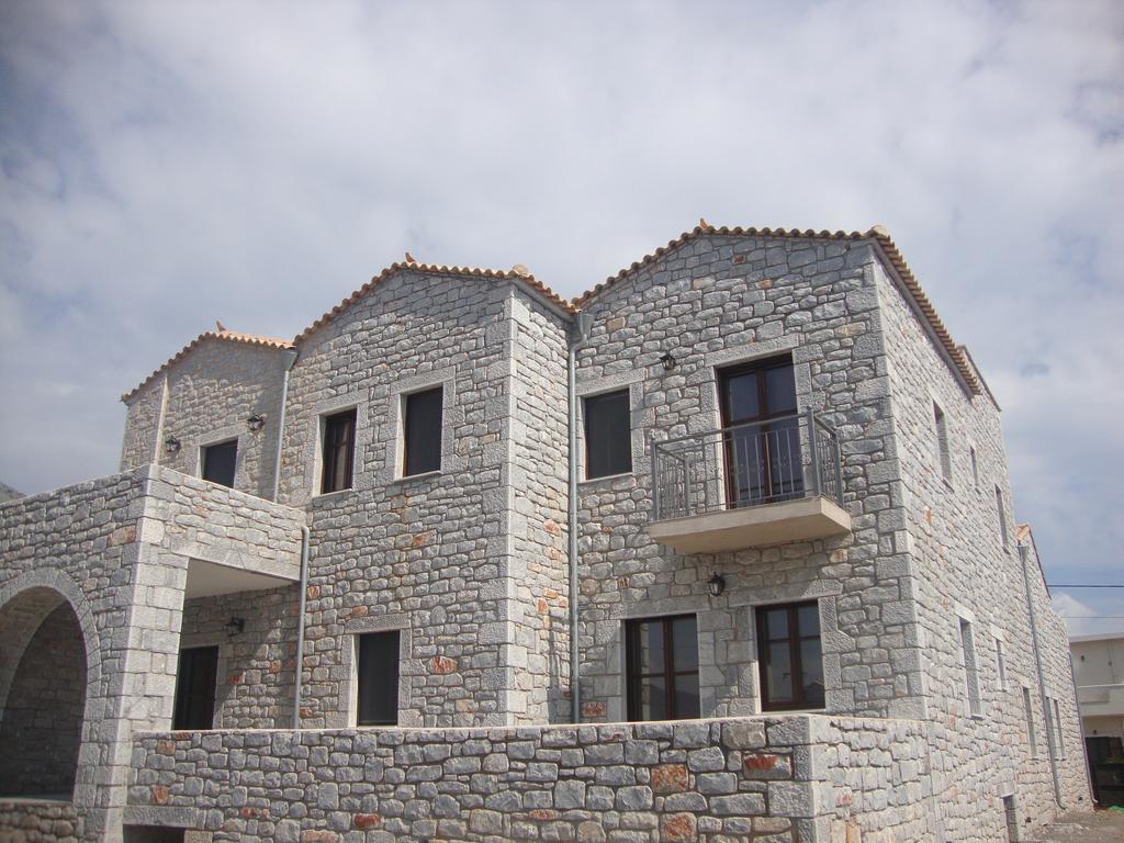 Koukouri Suites Areopoli Luaran gambar