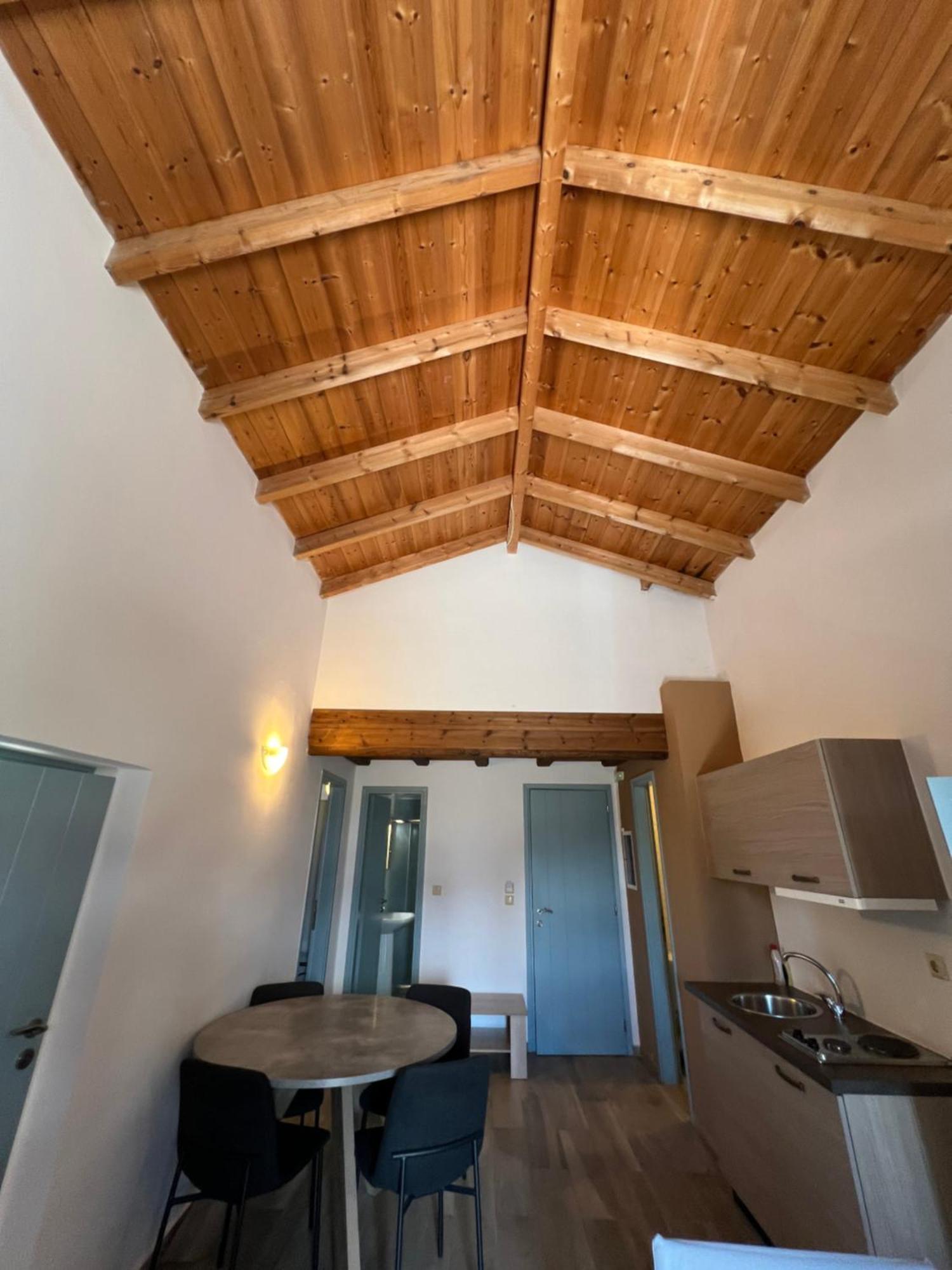 Koukouri Suites Areopoli Luaran gambar