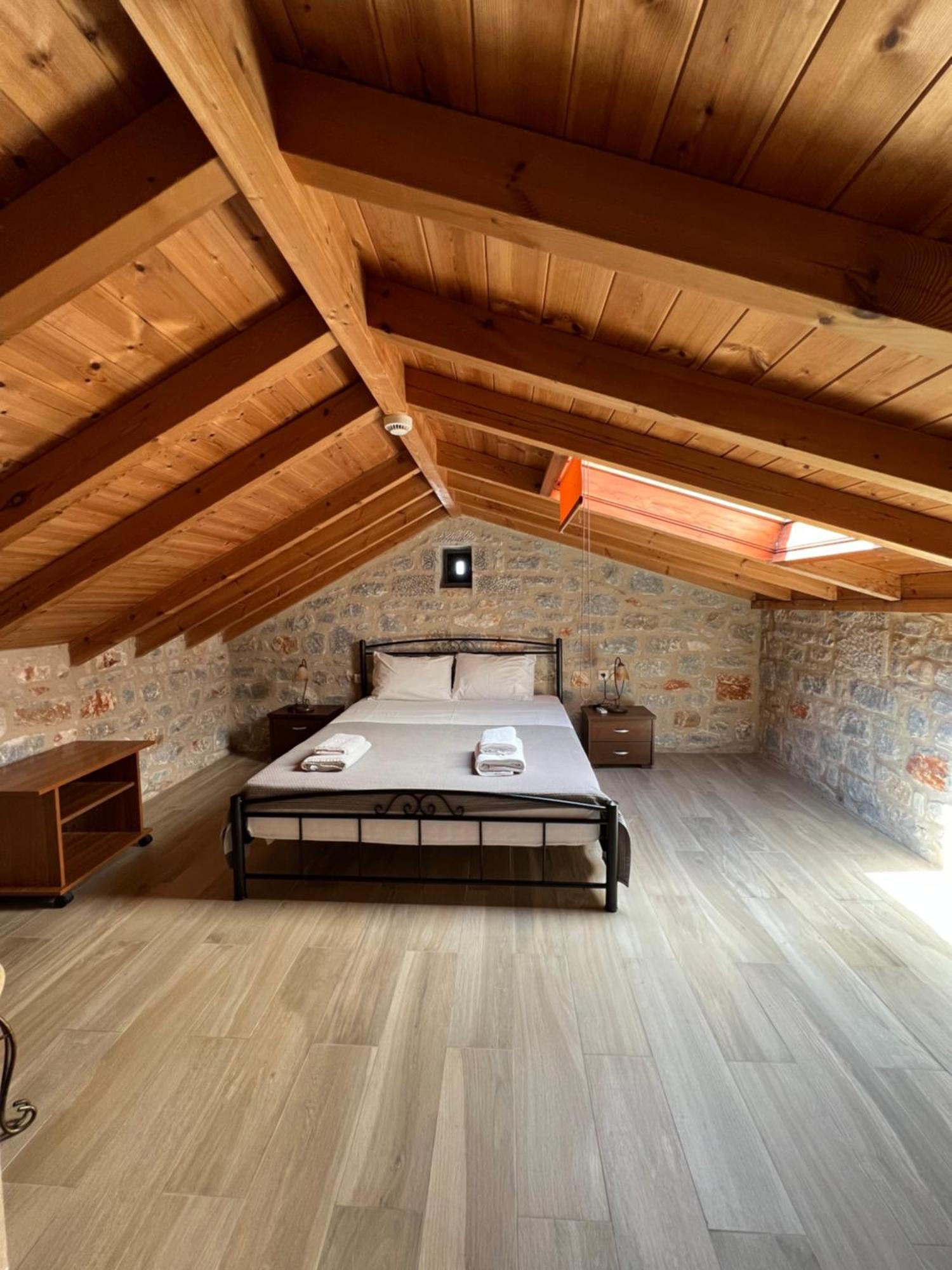 Koukouri Suites Areopoli Luaran gambar