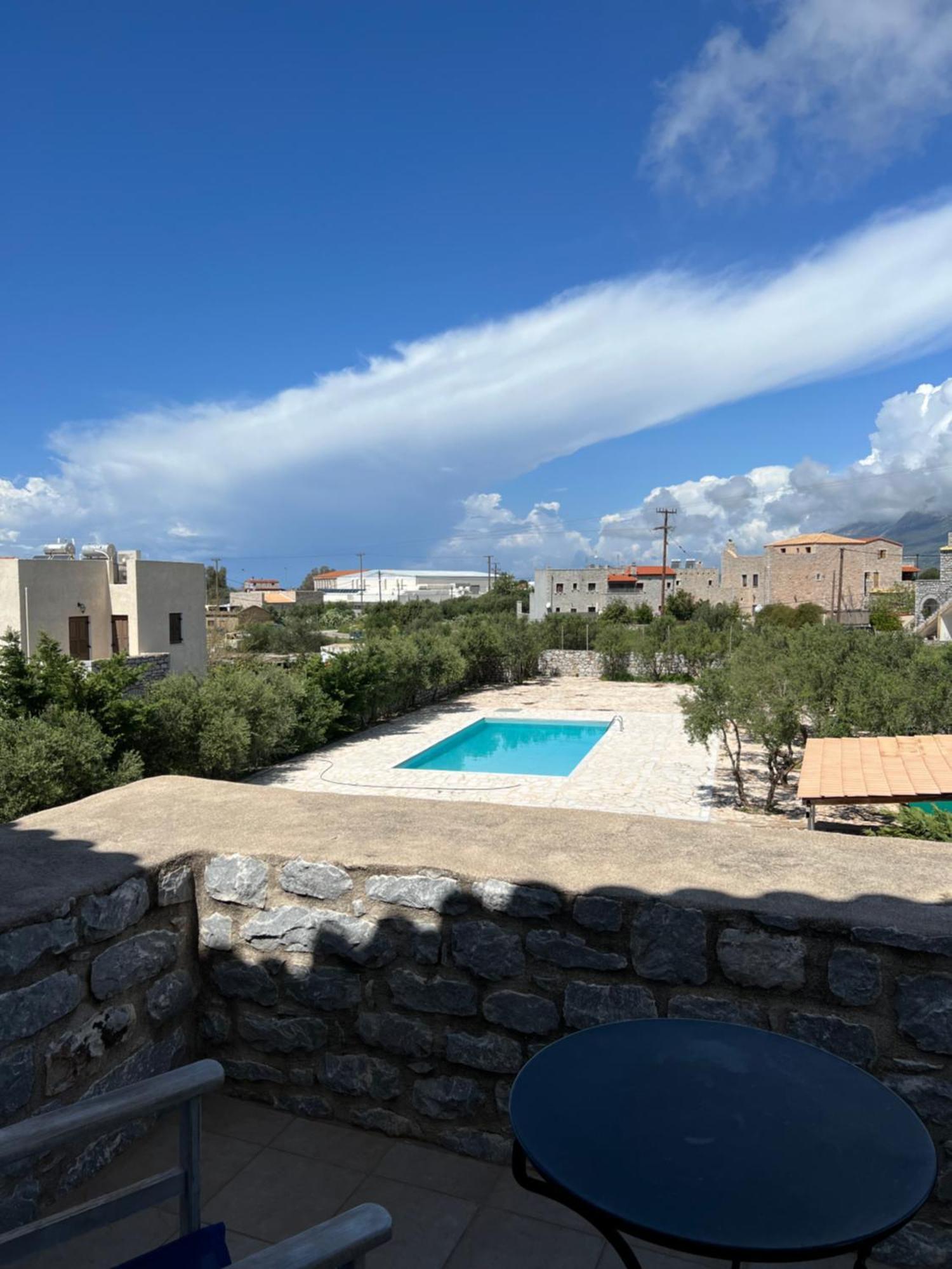 Koukouri Suites Areopoli Luaran gambar